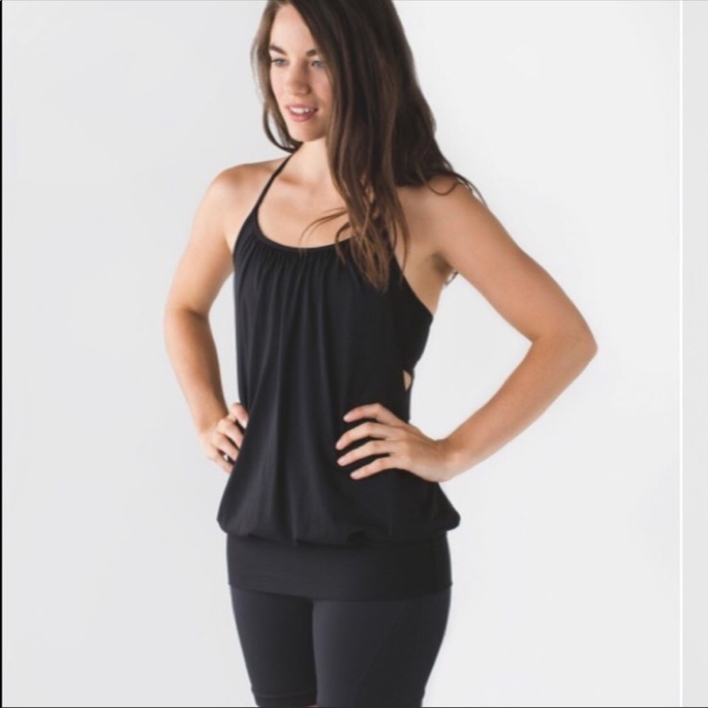 Lululemon No Limits Tank with bra - Black-Size 4